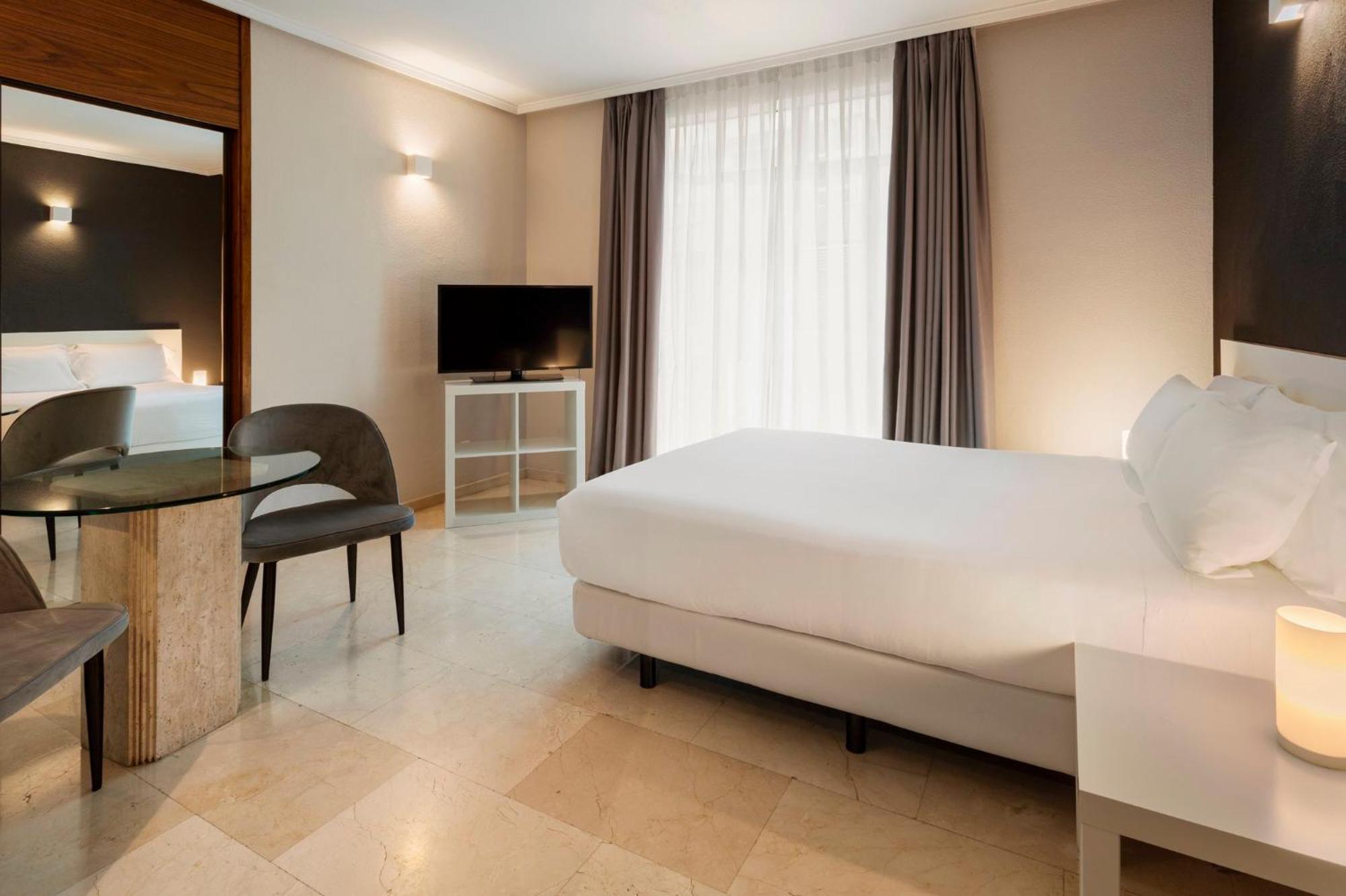 Aparthotel Sercotel Togumar